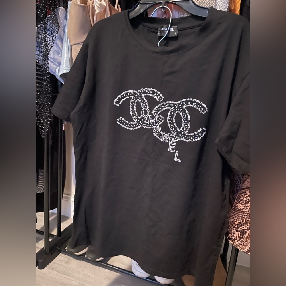 Chanel tshirt
